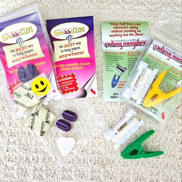 Ceiling Hanglers & Stikki-Clips® combo packs 10 packs assorted colors an… - Picture 1 of 4